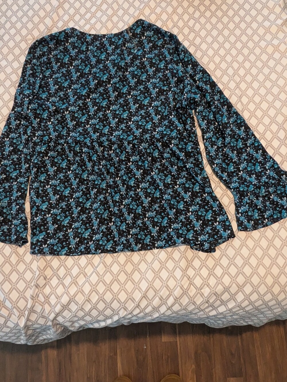 Counterparts Black and Blue Floral Peplum Tunic - Picture 5 of 5